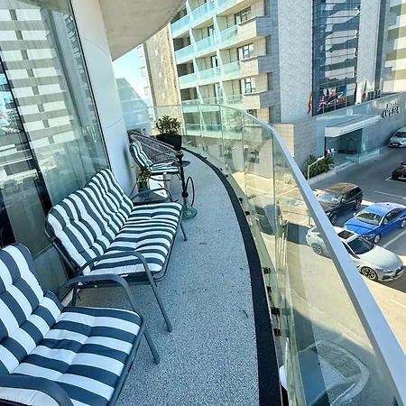 Lejlighedshotel White Tower Luxury 3*