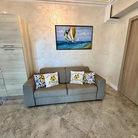 White Tower Luxury 3*