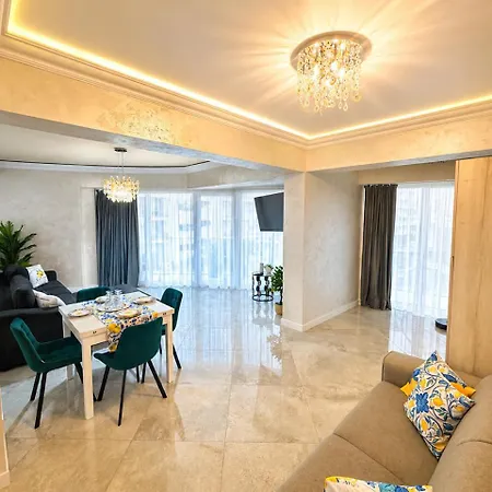 White Tower Luxury 3*